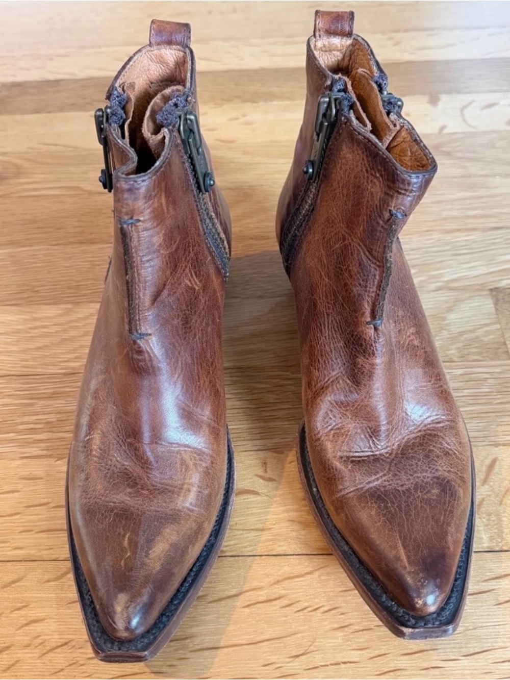 Frye sacha moto Leather Western Ankle Booties – Size 6